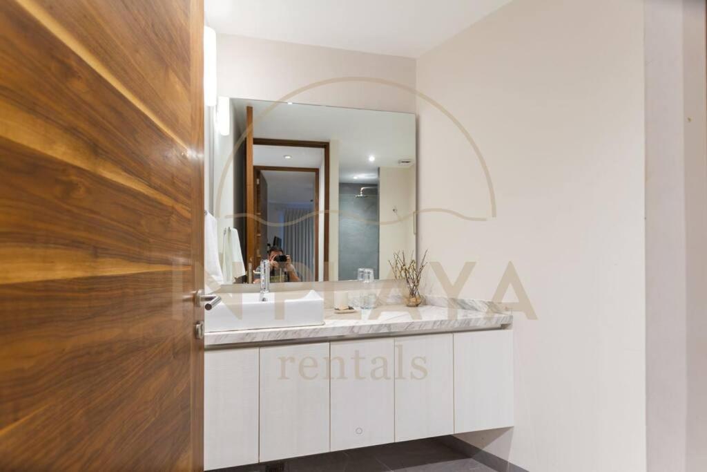 Luxury Condo, Hab Privada 100mb Ac Gym Pool Cine
